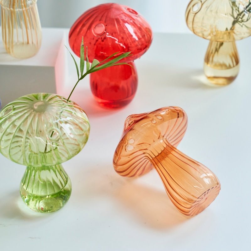 Mini Glass Mushroom Bud Vase – Unique Small Vase for Hydroponic Flowers and Home Decor-4